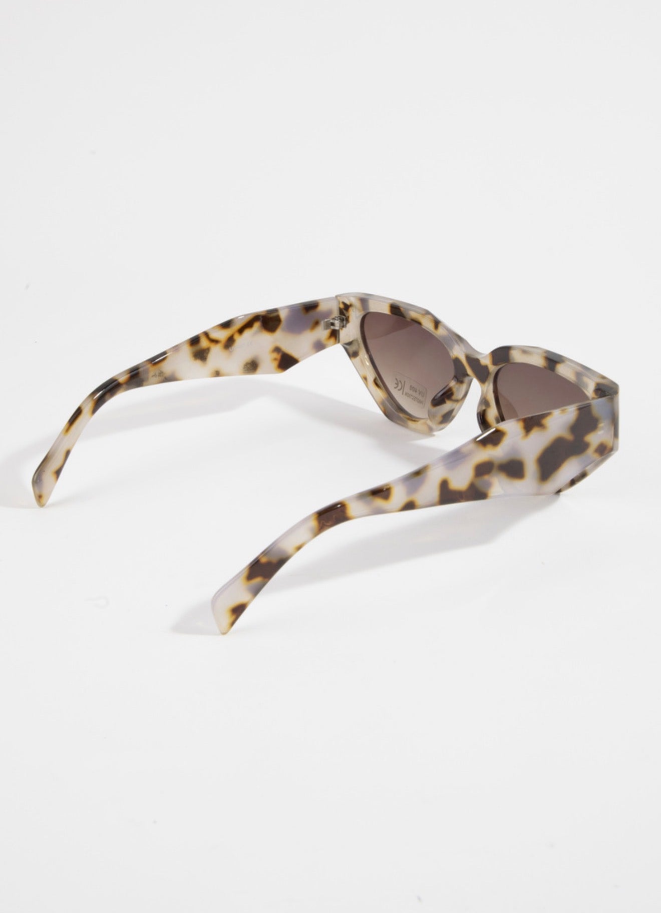 cat eye sunnies