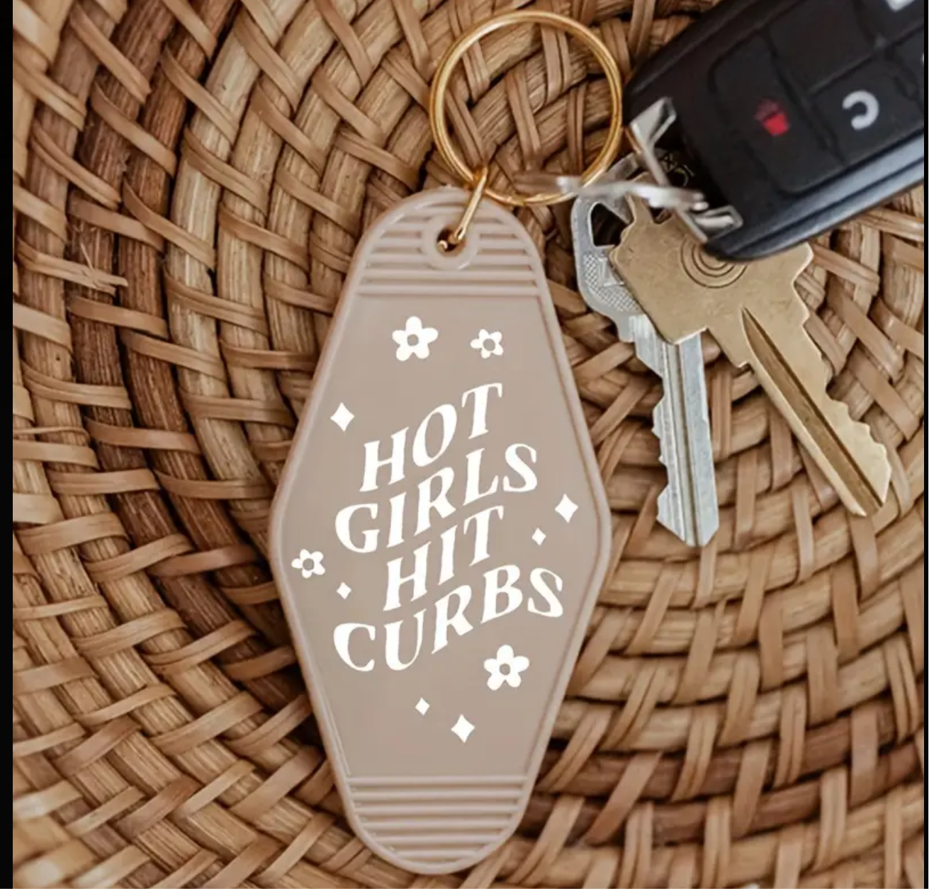 motel hot girl’s keychain