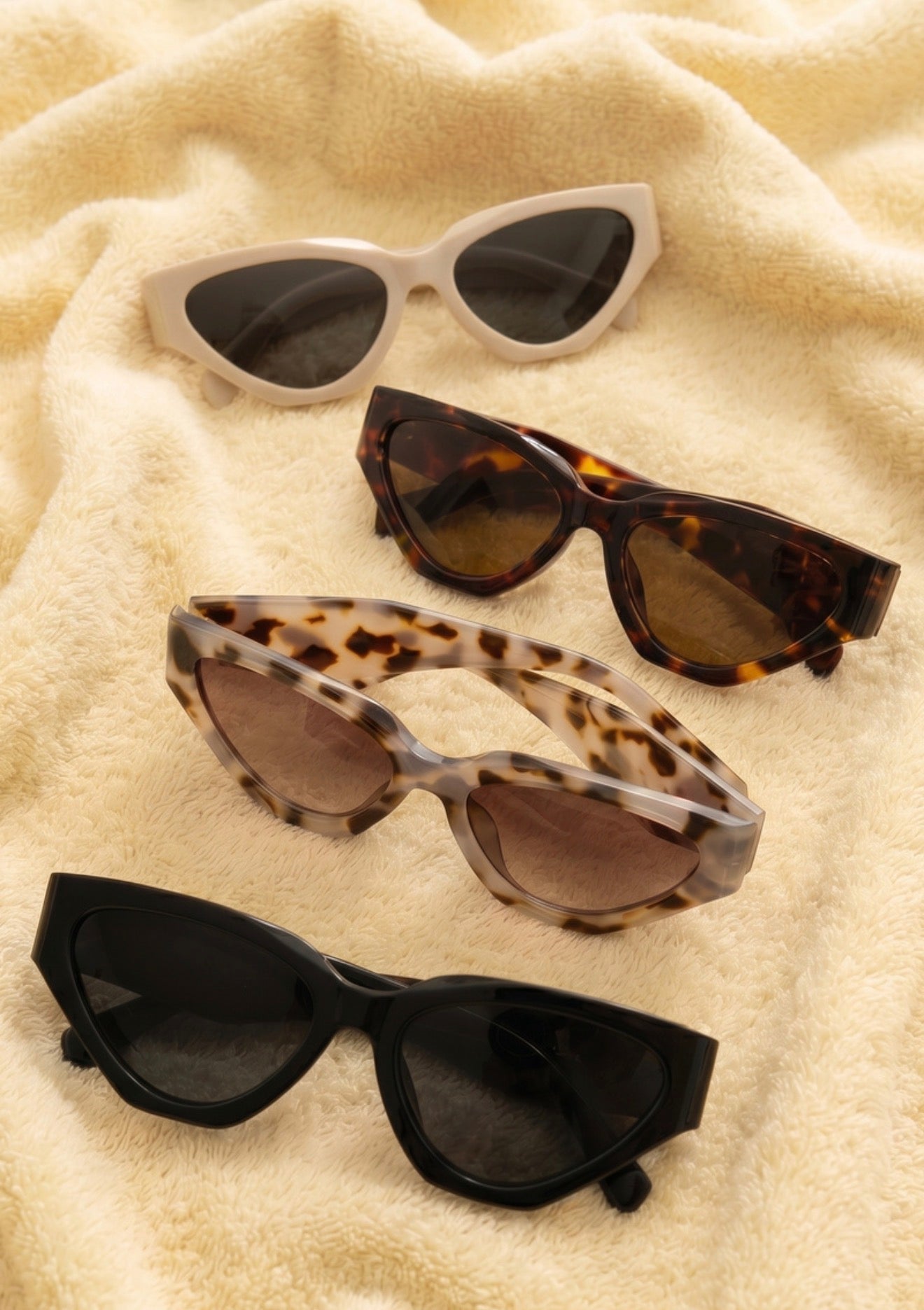 cat eye sunnies