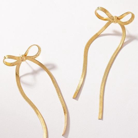 bow gold earrings